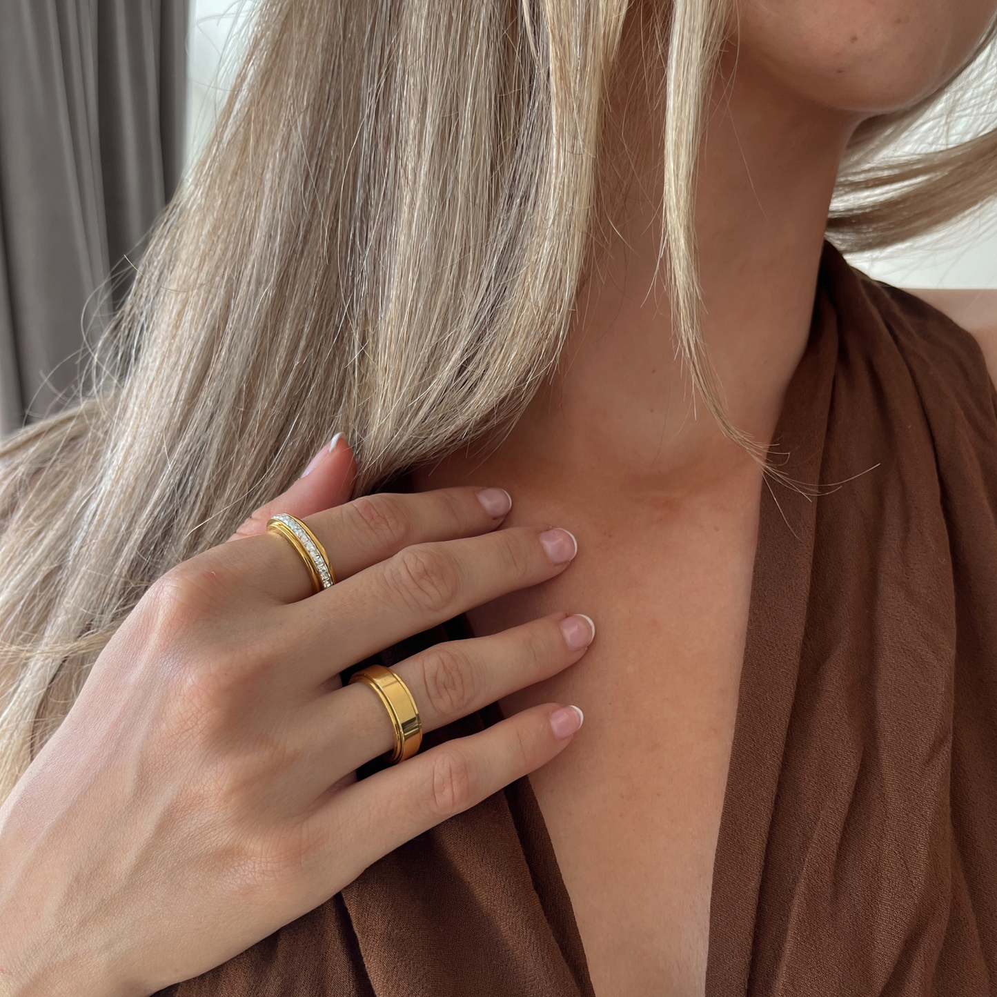Bianca rotationsring - rostfritt stål 18k guldplätering